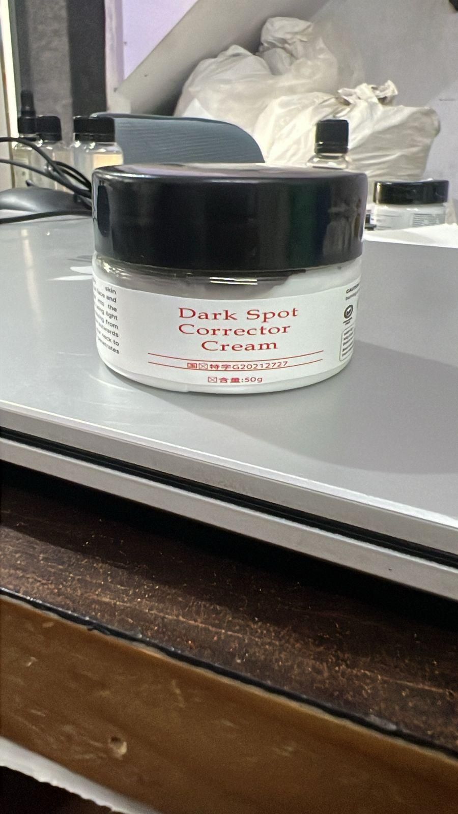 Dark Spot Remover & Skin Brightening Cream – Flawless Glow Formula